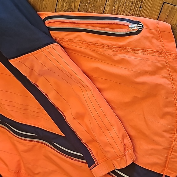 Lululemon Reflective Running Jacket - Picture 5 of 9